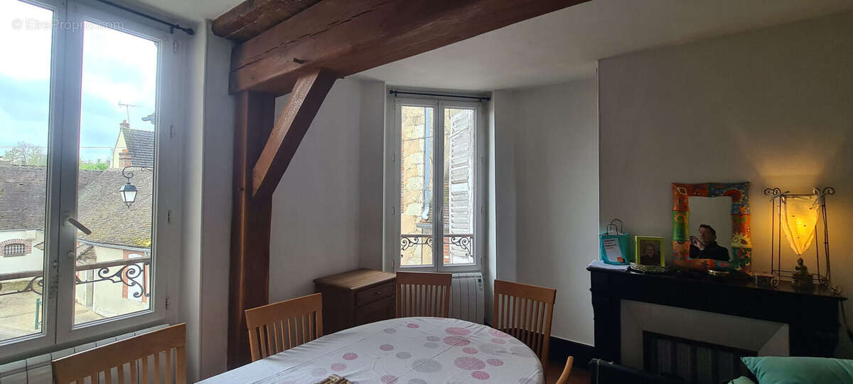 Maison à FERRIERES-EN-GATINAIS