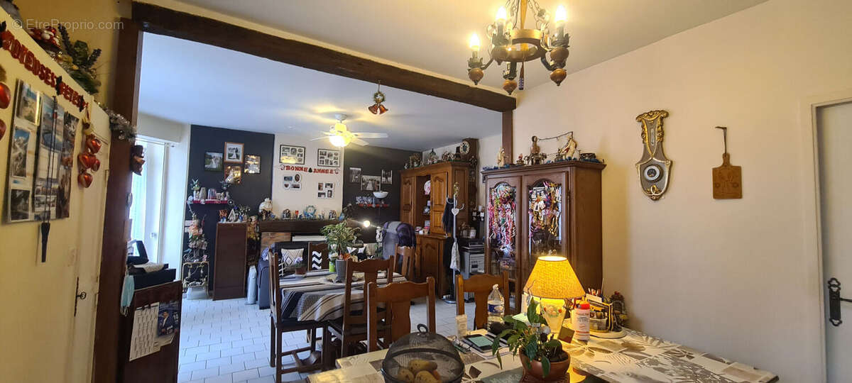 Maison à FERRIERES-EN-GATINAIS