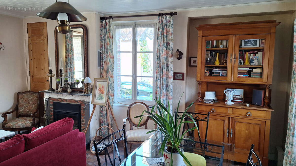 Maison à NONANCOURT