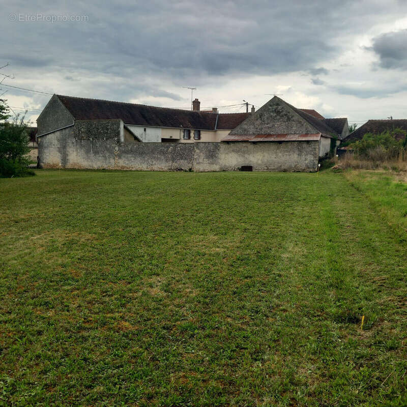 Terrain à AUFFERVILLE