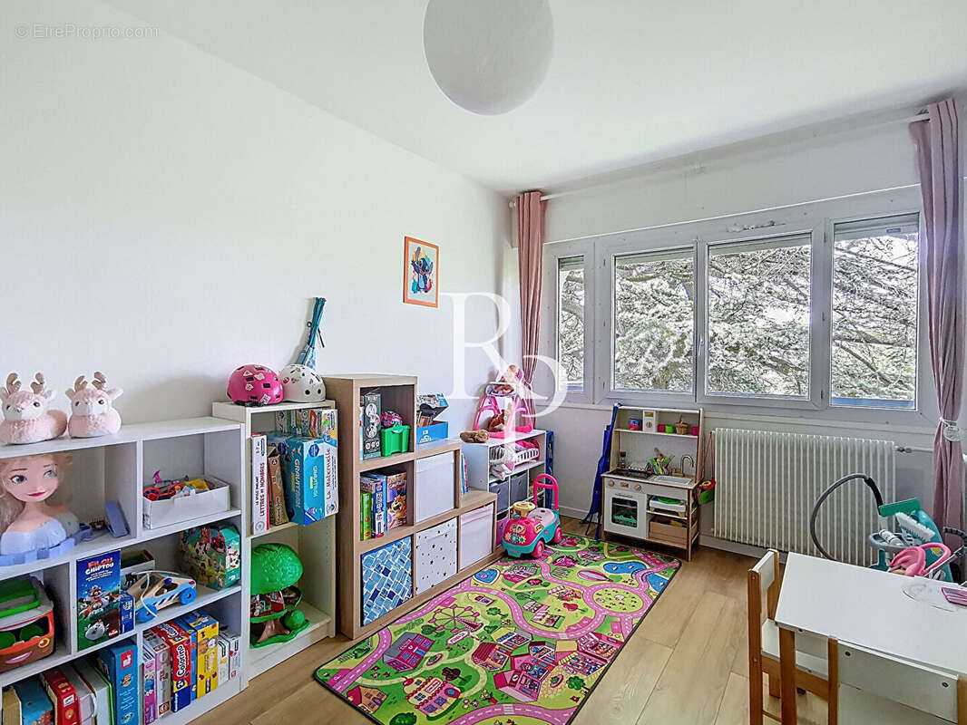Appartement à LYON-9E
