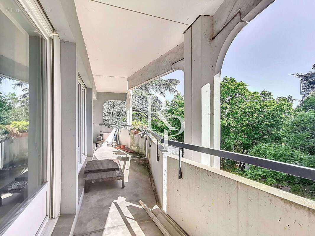 Appartement à LYON-9E