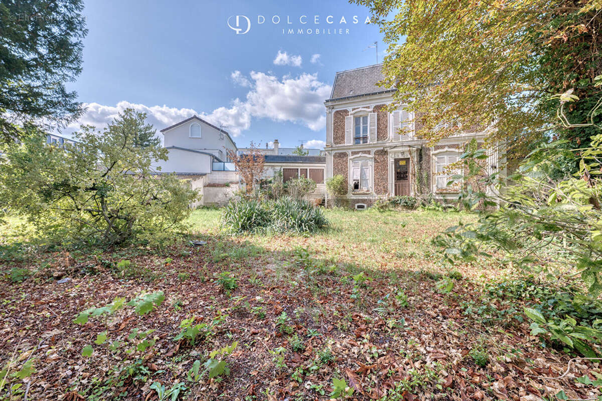 Maison à BRY-SUR-MARNE