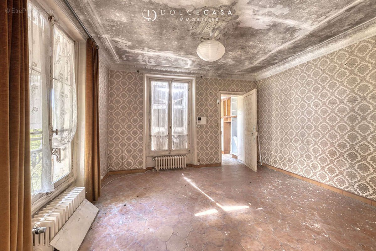 Maison à BRY-SUR-MARNE