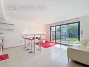 Maison à LAVERNOSE-LACASSE