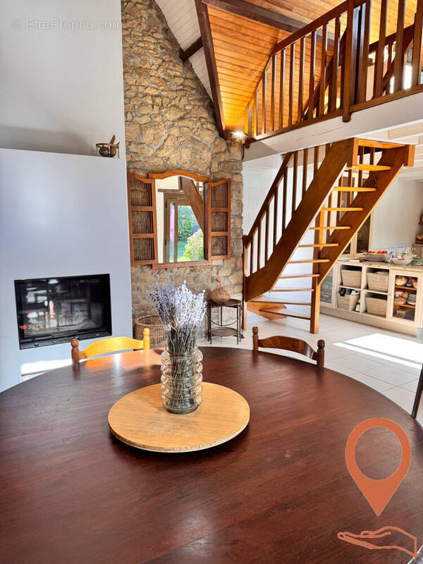 Maison à SAINTE-HELENE