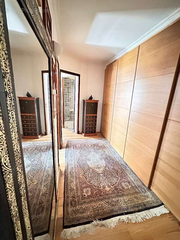 Appartement à JOUY-EN-JOSAS