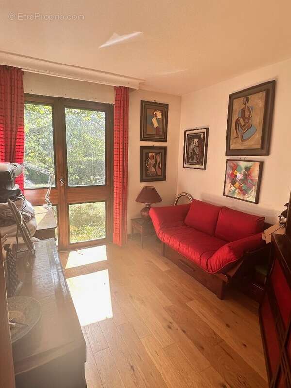 Appartement à JOUY-EN-JOSAS