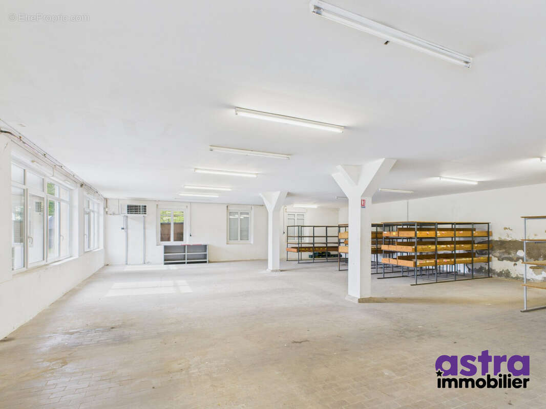 Commerce à WALDIGHOFEN