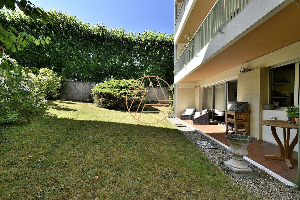 Appartement à SAINT-MAUR-DES-FOSSES