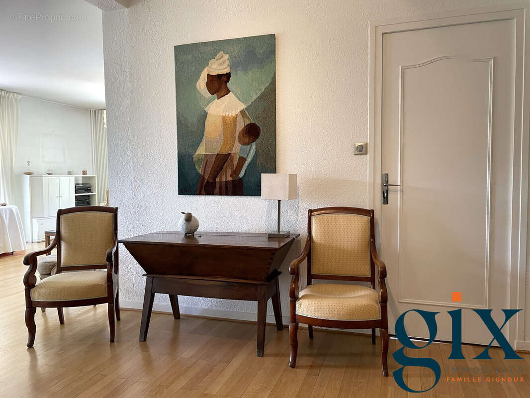 Appartement à MEYLAN