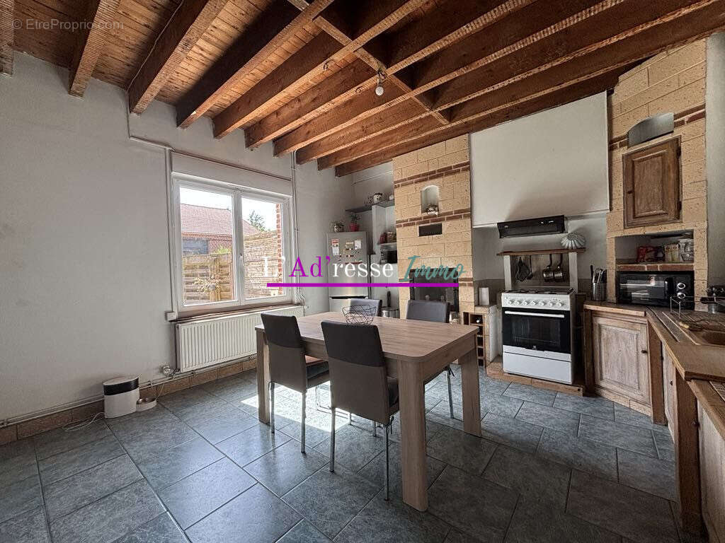 Maison à VILLERS-GUISLAIN