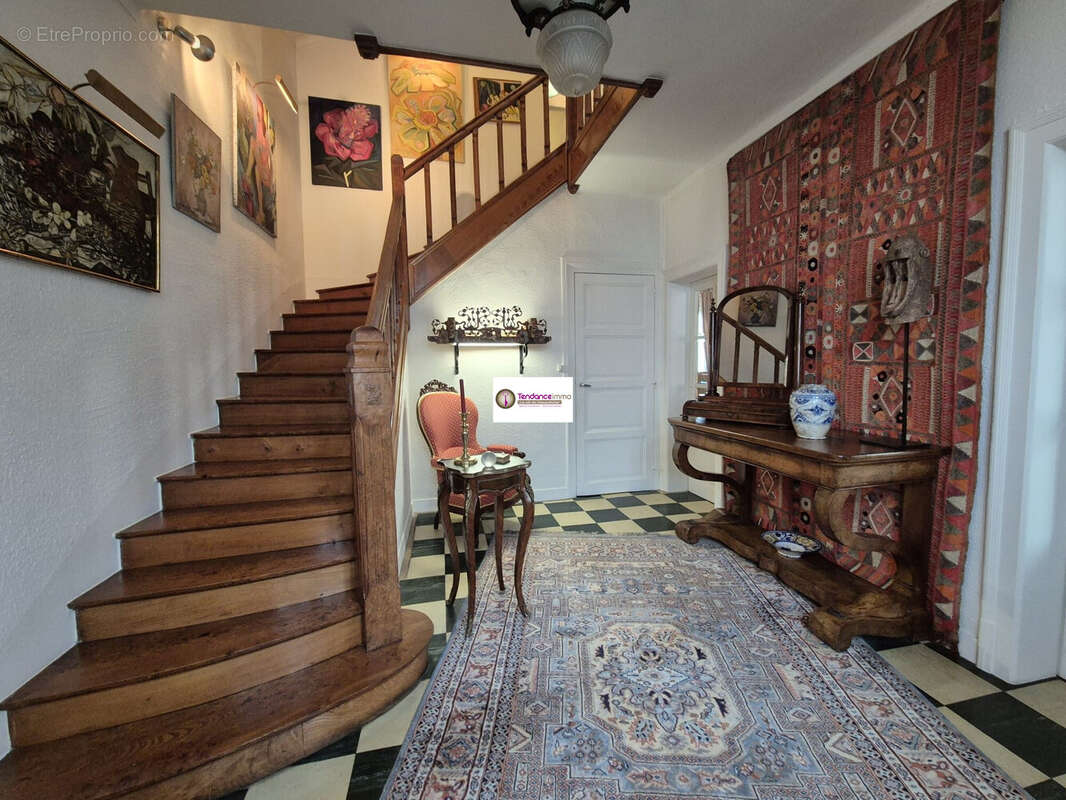 Maison à LE MELE-SUR-SARTHE