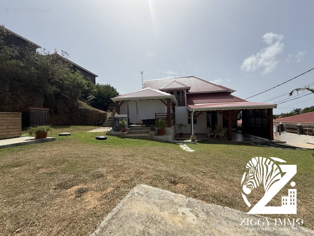 Maison à TERRE-DE-HAUT