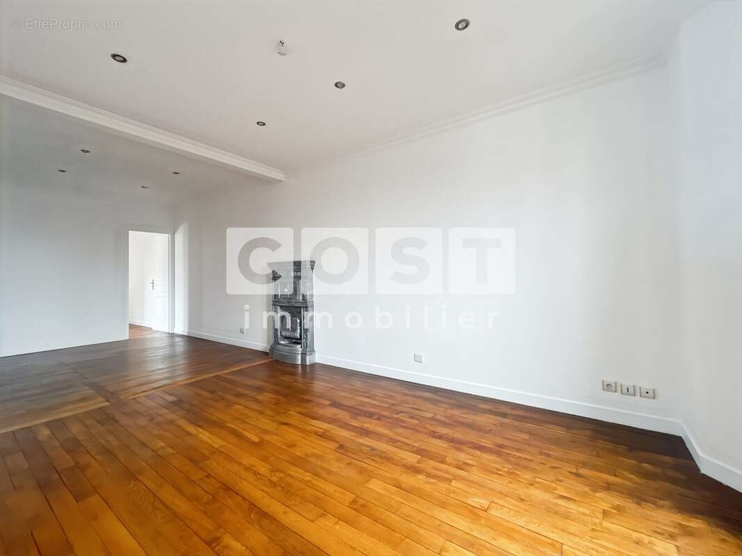 Appartement à BOIS-COLOMBES