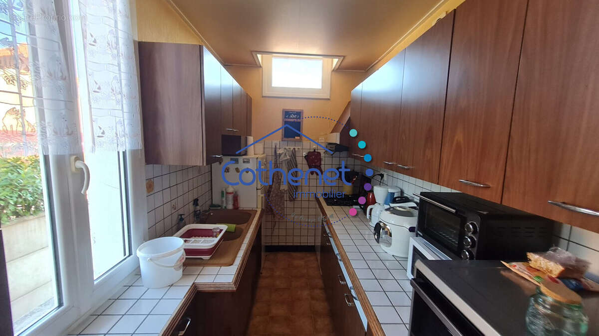 Maison à SAINT-HILAIRE-SOUS-CHARLIEU