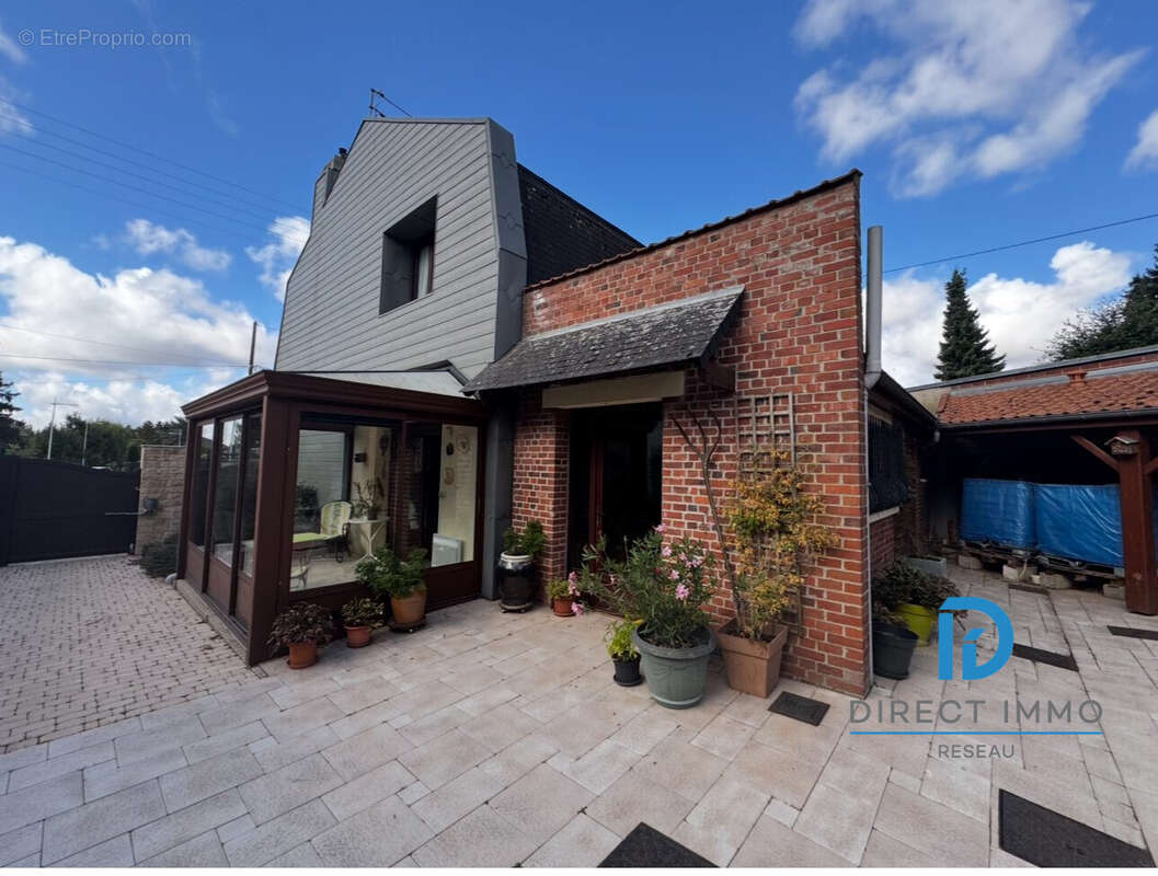 Maison à NEUVILLE-SAINT-VAAST