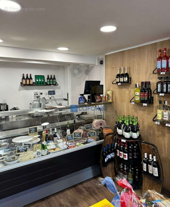 Commerce à LA GRANDE-MOTTE