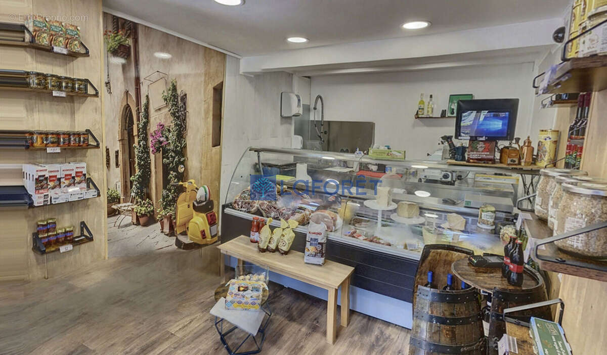 Commerce à LA GRANDE-MOTTE