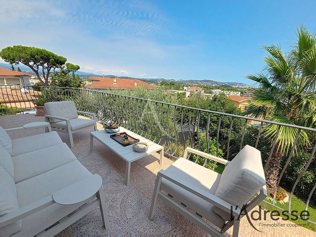 Maison à MANDELIEU-LA-NAPOULE