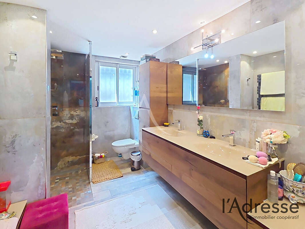 Maison à MANDELIEU-LA-NAPOULE