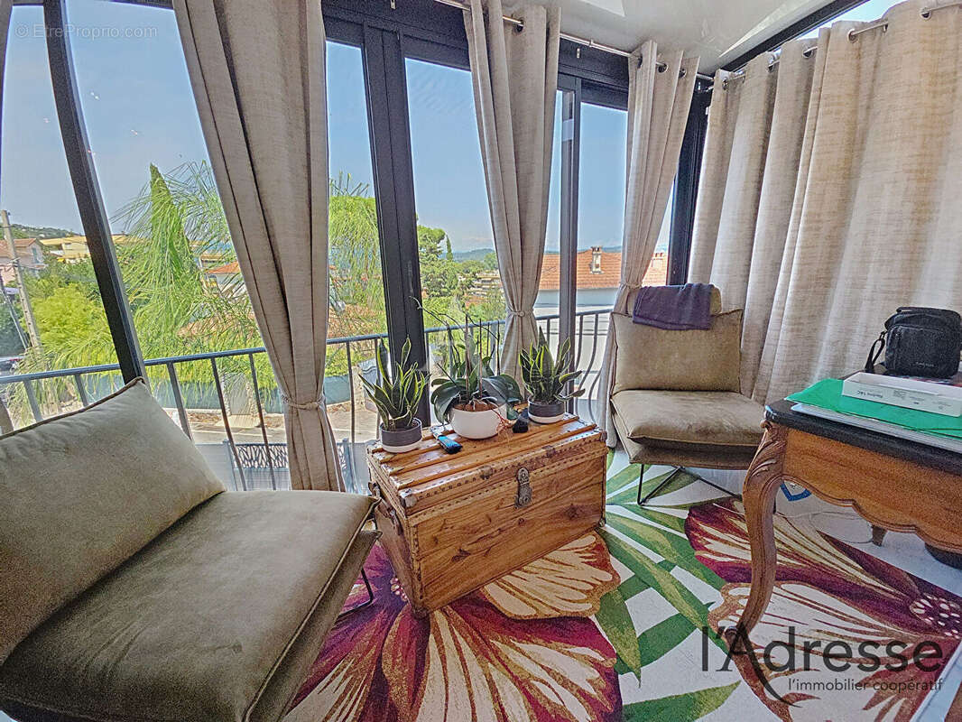 Maison à MANDELIEU-LA-NAPOULE