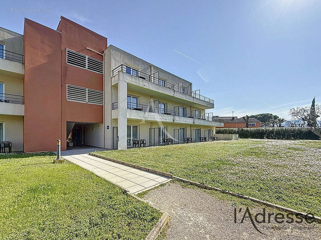 Appartement à MANDELIEU-LA-NAPOULE