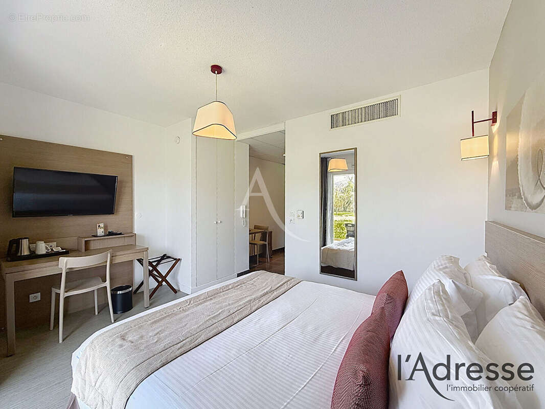 Appartement à MANDELIEU-LA-NAPOULE