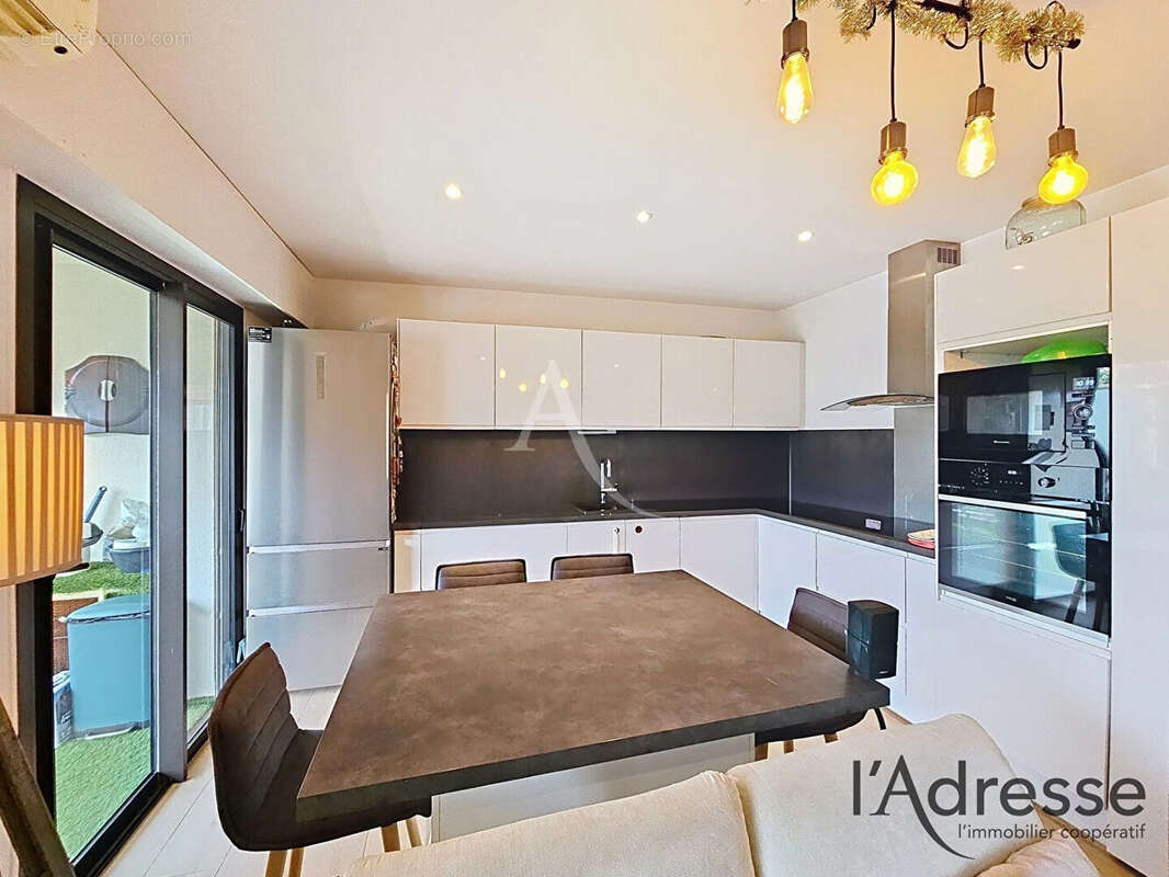 Appartement à MANDELIEU-LA-NAPOULE