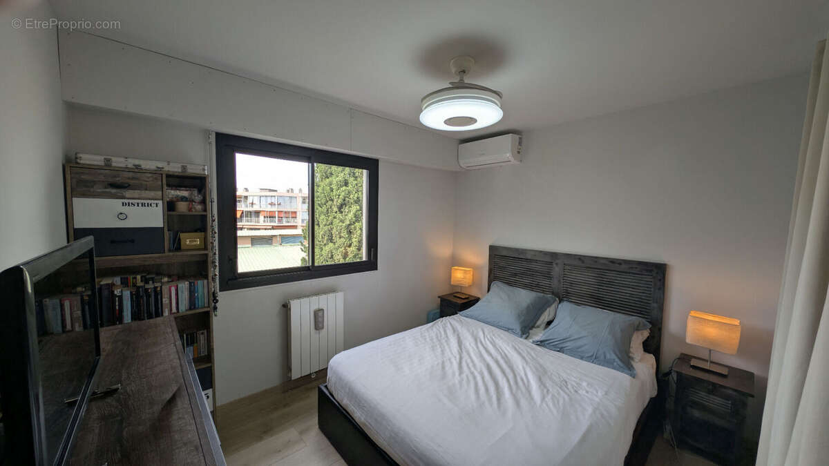 Appartement à MANDELIEU-LA-NAPOULE