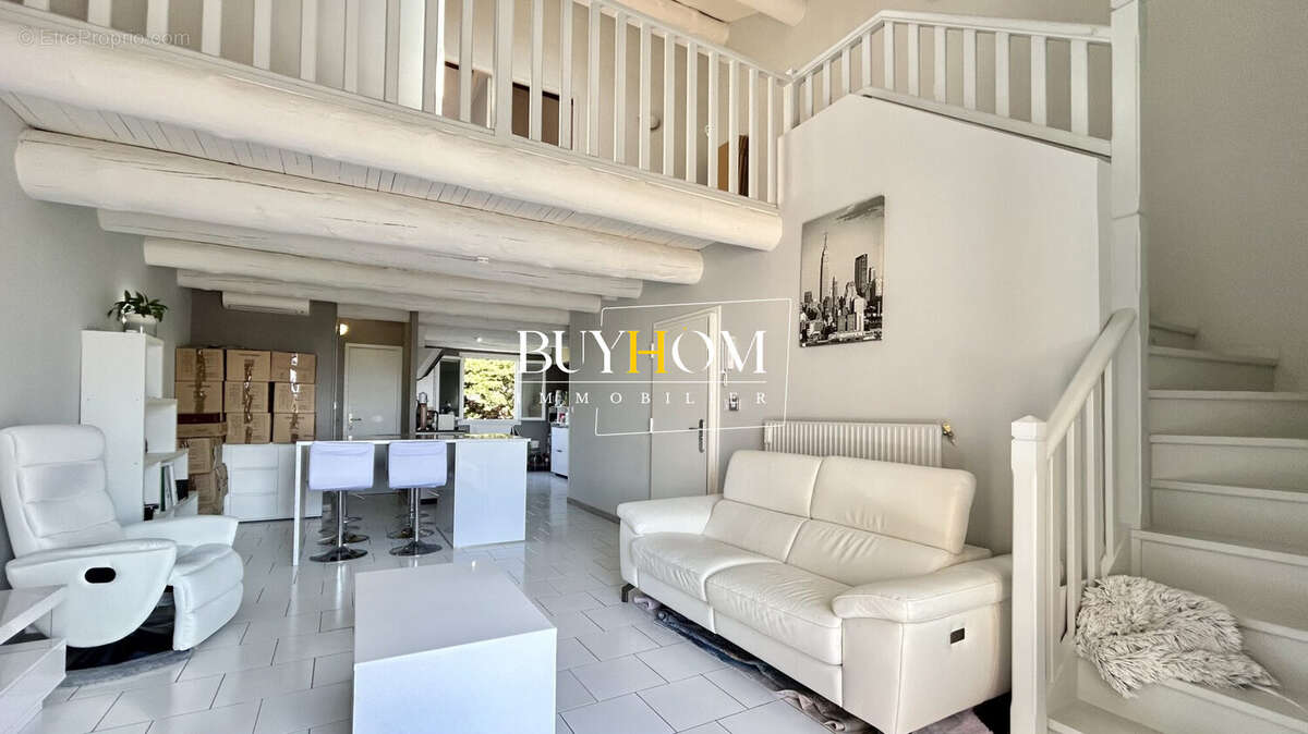 Appartement à MONTEUX