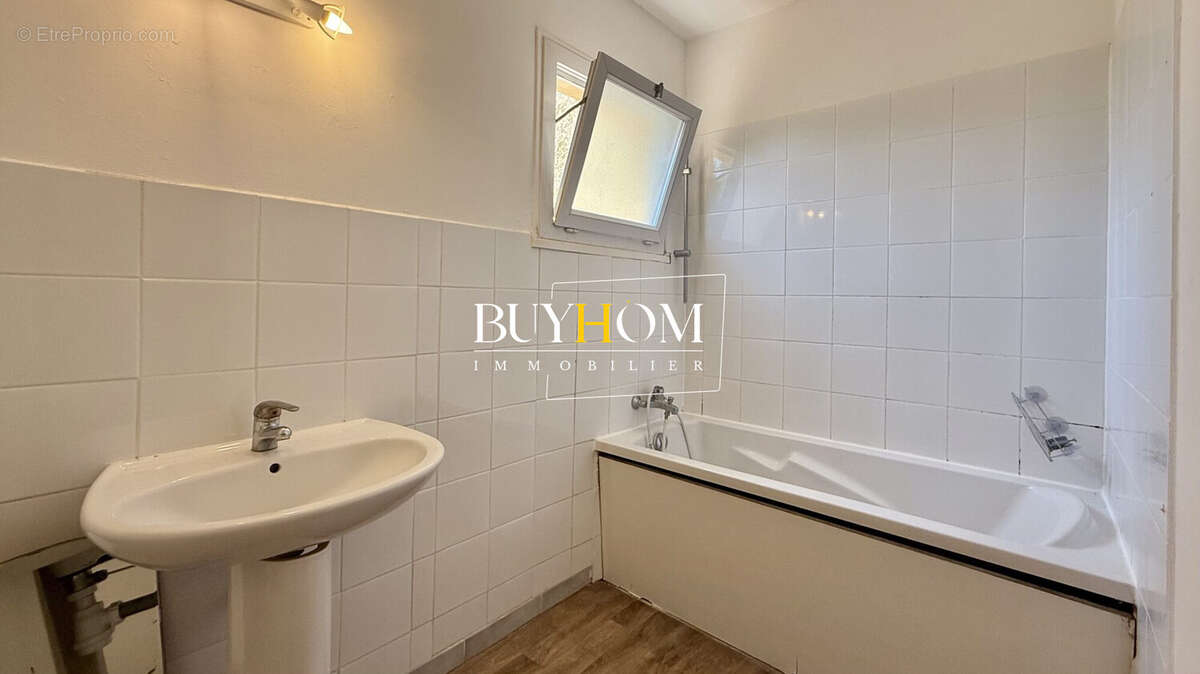 Appartement à L&#039;ISLE-SUR-LA-SORGUE