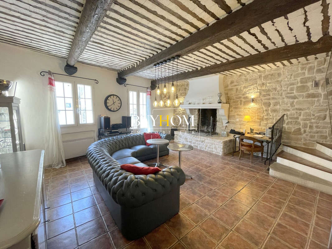 Maison à CAUMONT-SUR-DURANCE