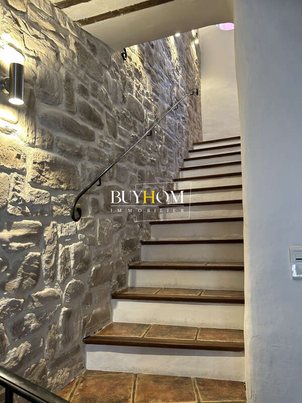 Maison à CAUMONT-SUR-DURANCE