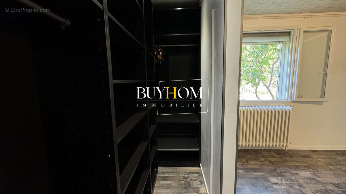 Maison à CHATEAUNEUF-DE-GADAGNE