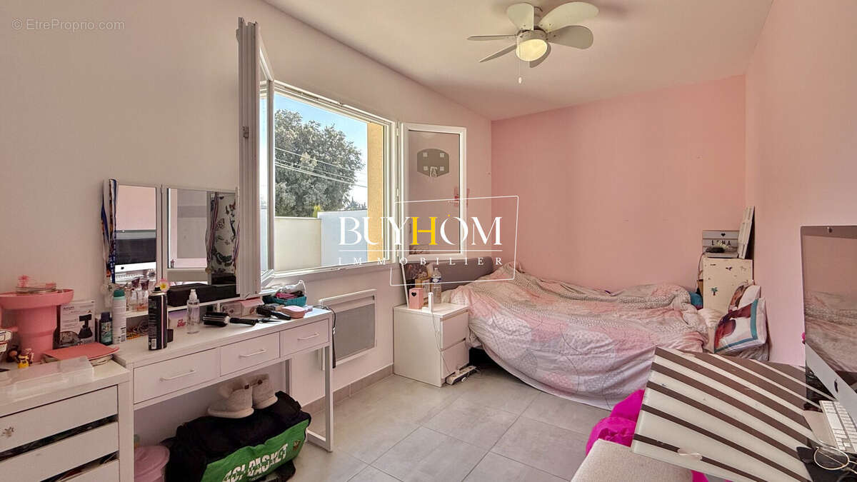 Maison à L&#039;ISLE-SUR-LA-SORGUE