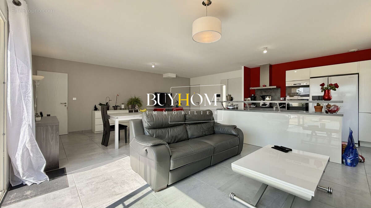 Maison à L&#039;ISLE-SUR-LA-SORGUE