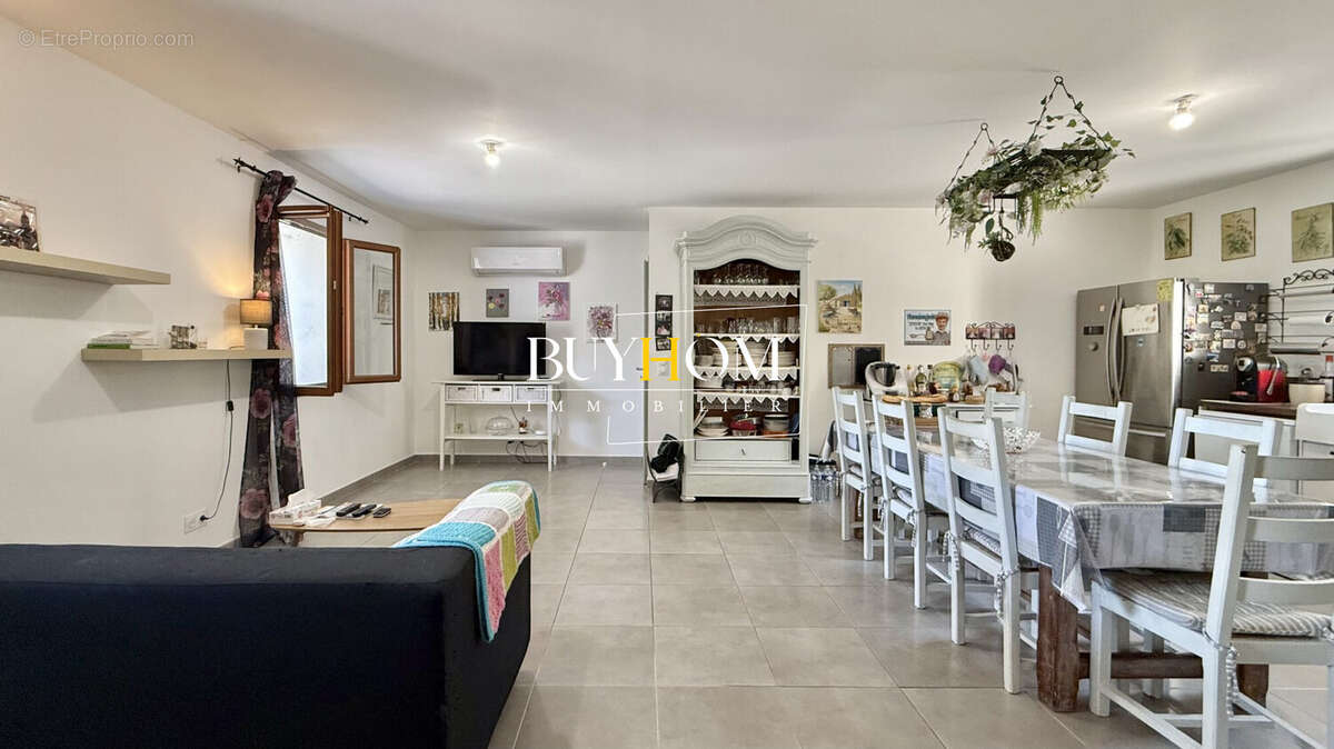 Maison à BEDARRIDES