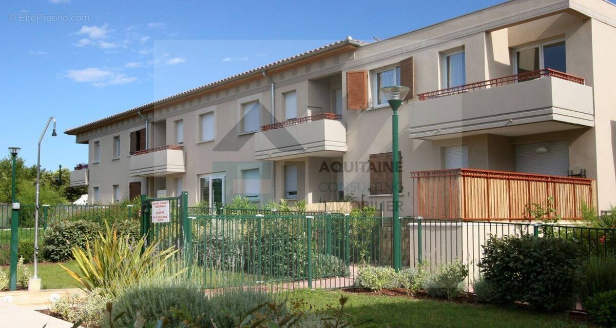 Appartement à POUSSAN