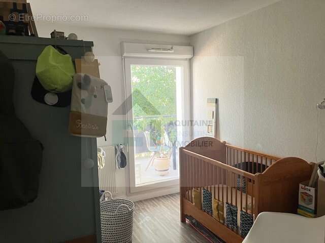 Appartement à VILLENAVE-D&#039;ORNON