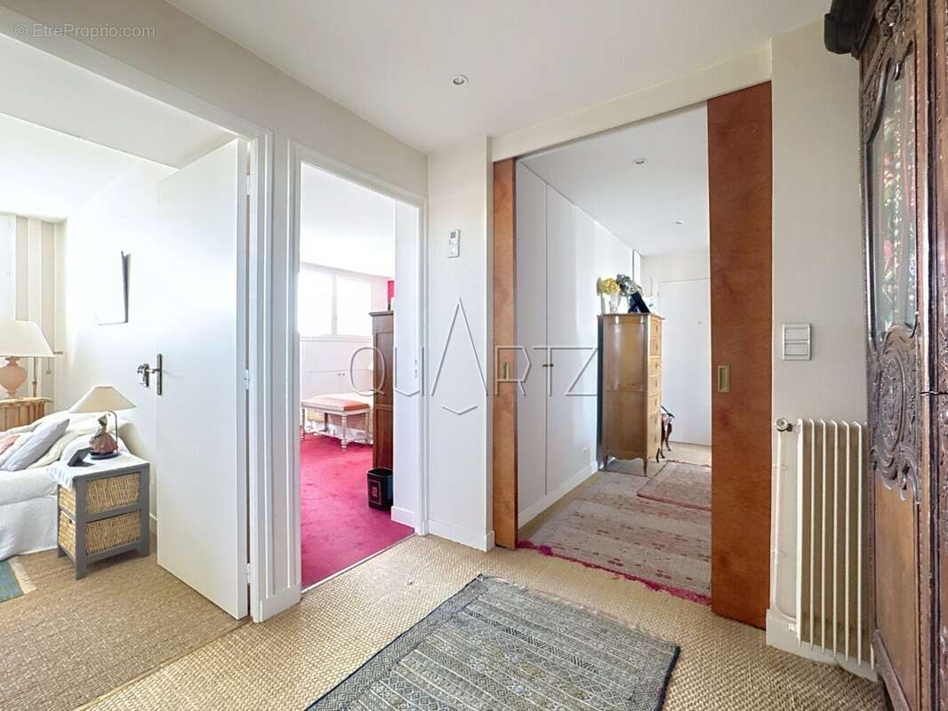 Appartement à VERSAILLES