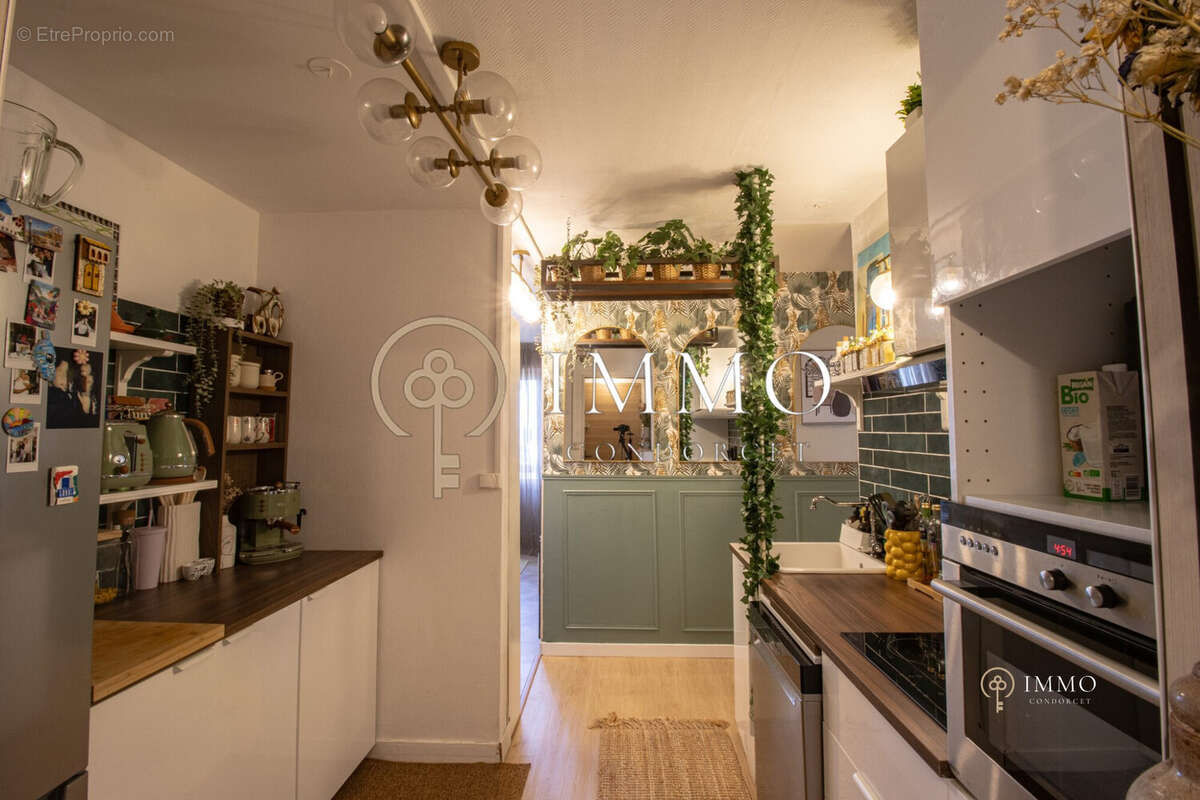 Appartement à L&#039;HAY-LES-ROSES