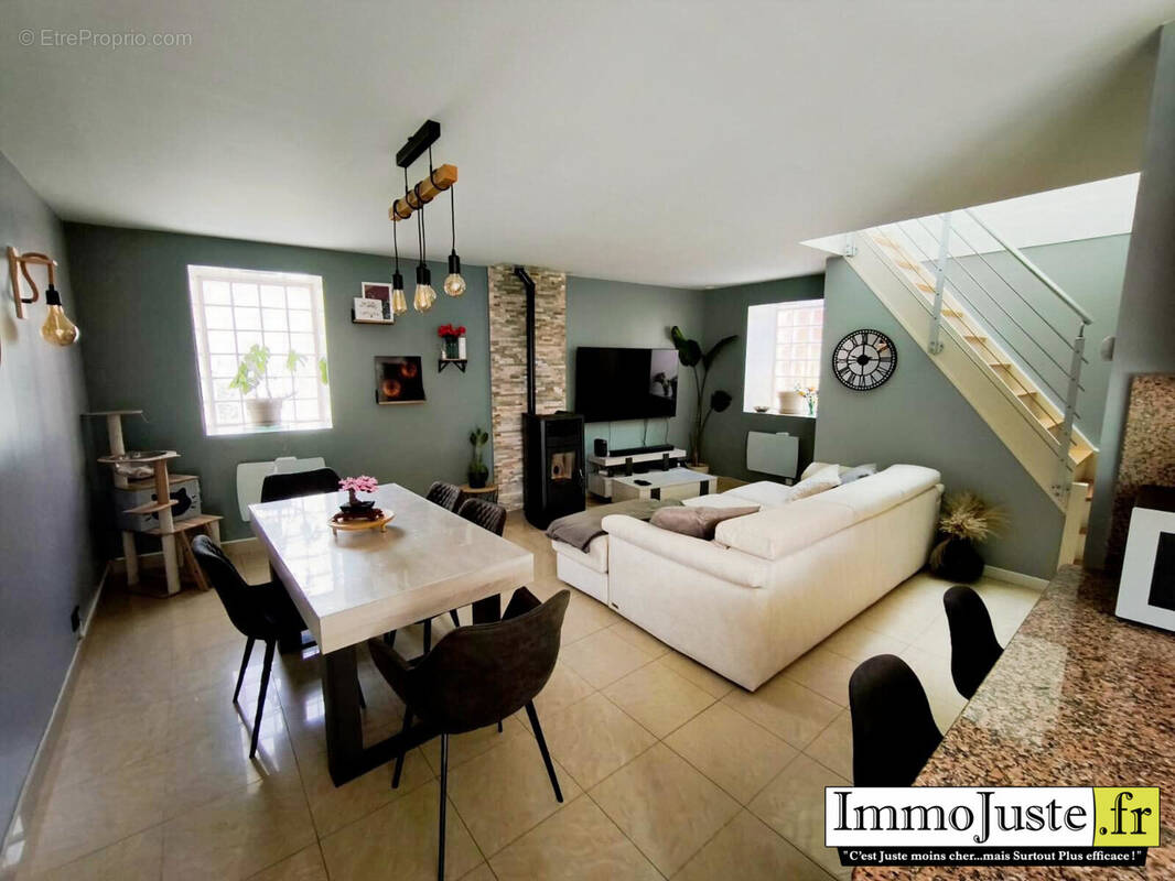 Maison à LE PERRAY-EN-YVELINES