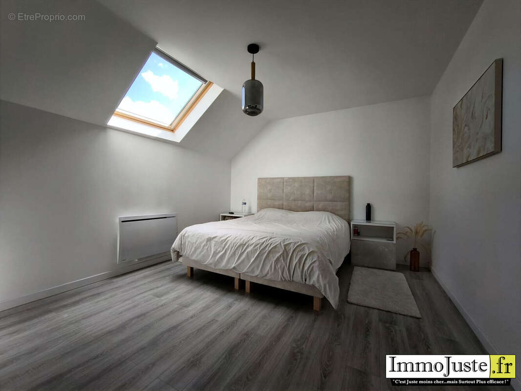 Maison à LES ESSARTS-LE-ROI