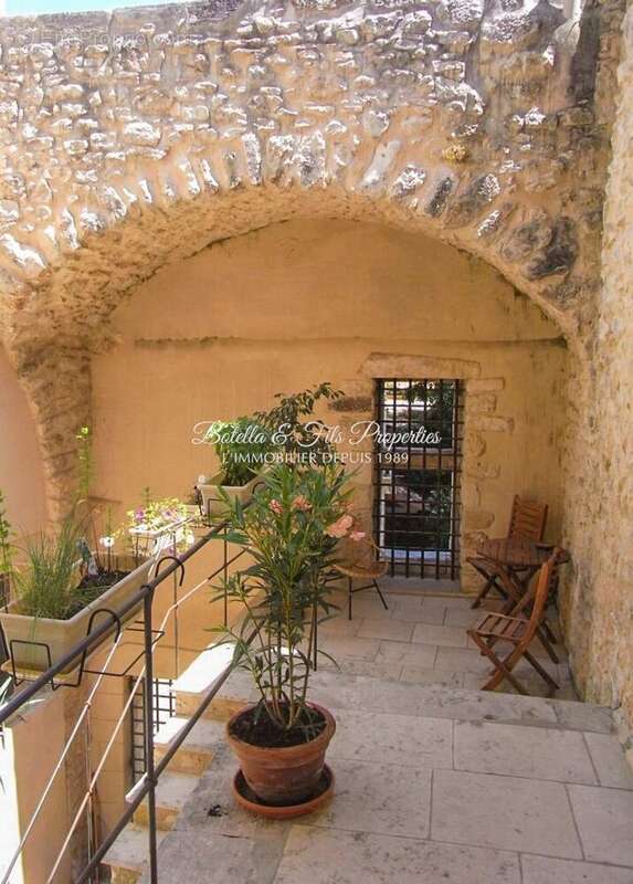 Maison à GOUDARGUES