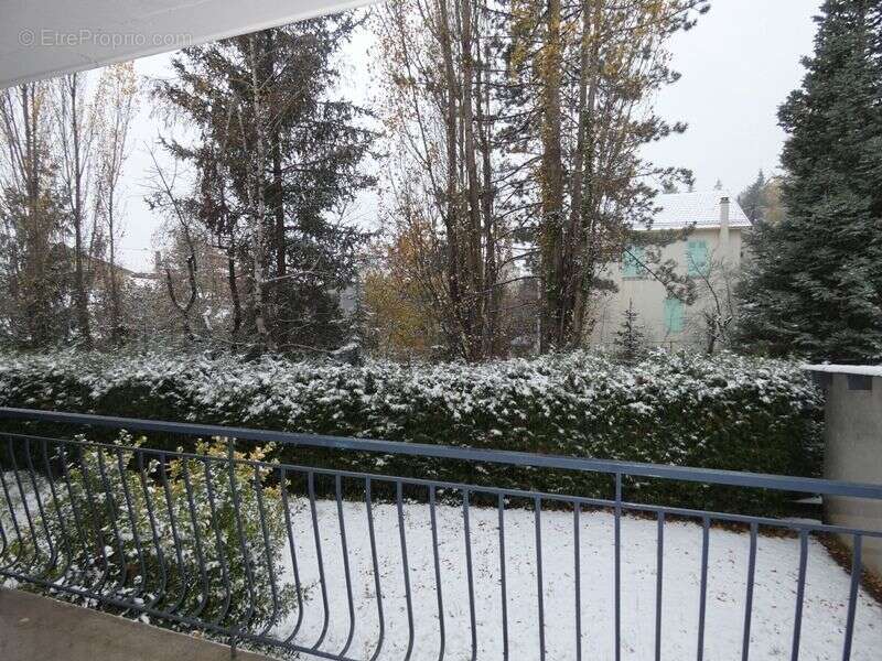 Appartement à VEYNES