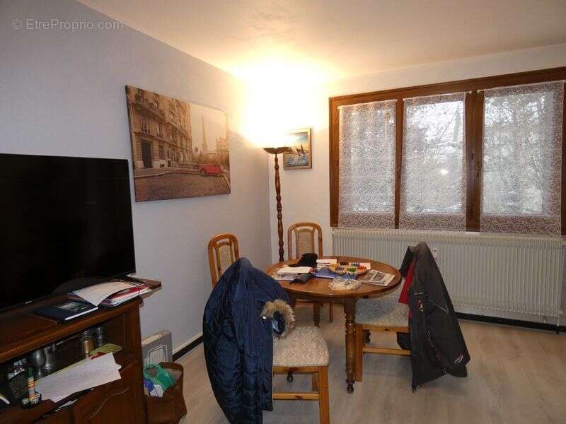 Appartement à VEYNES