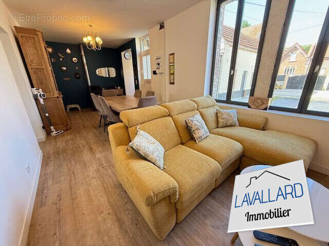 Maison à VILLERS-BRETONNEUX