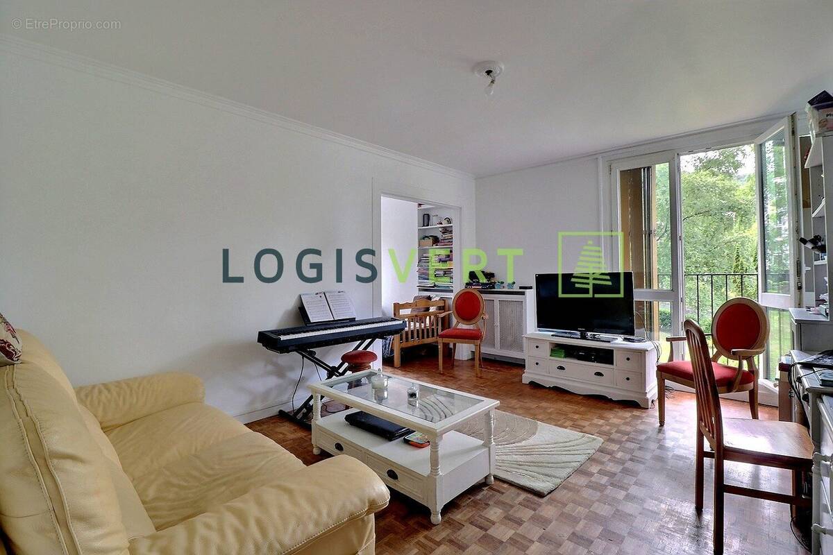 Appartement à GIF-SUR-YVETTE