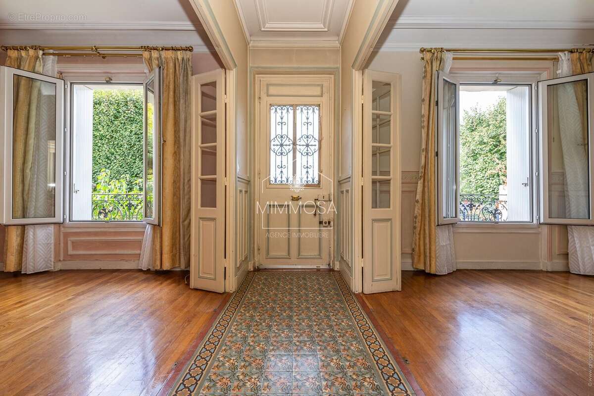 Maison à LES PAVILLONS-SOUS-BOIS